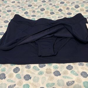 Athleta Tidal Seim Skirt (matching top also available)